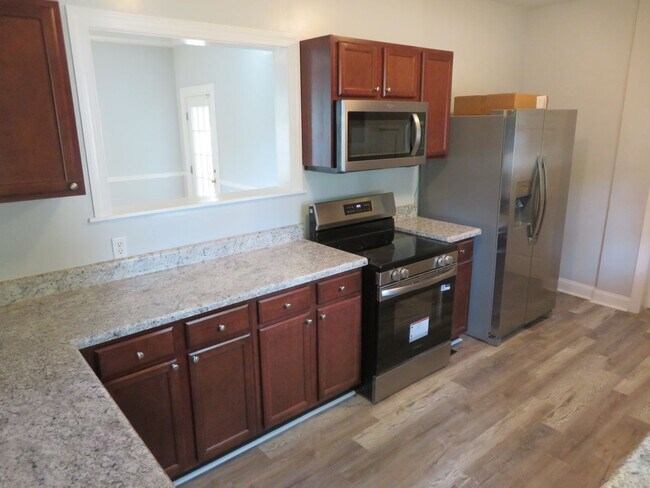 Building Photo - Brace yourself, because this Walnut Hill beauty doesn’t just turn heads — it demands a double-tak...