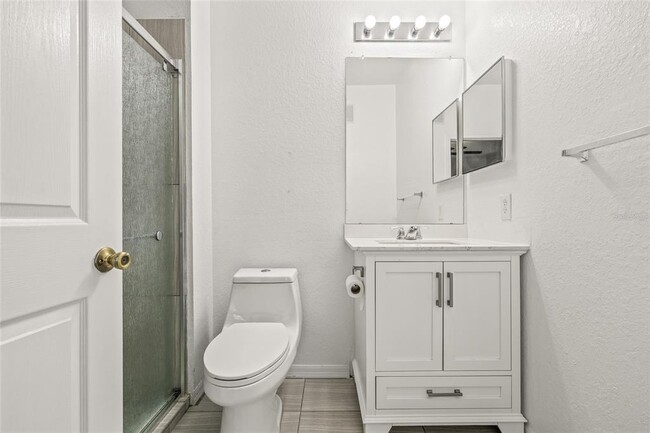 Building Photo - 5513 Legacy Crescent Pl