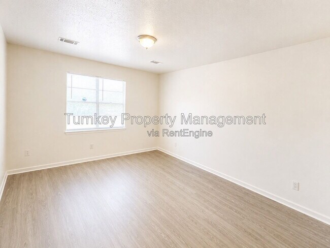 Building Photo - 9122 Tanya Dr