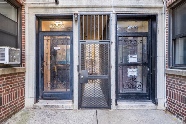 Entrance - Casino Court