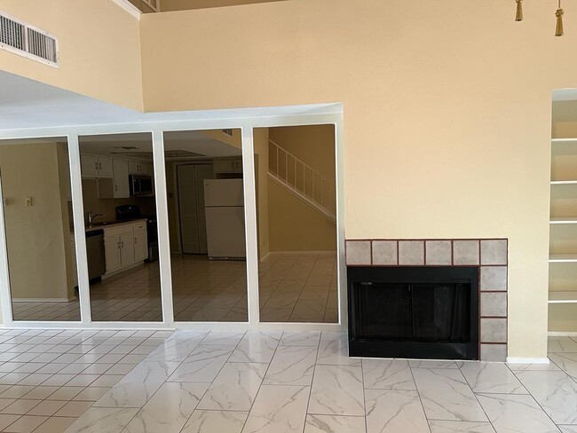 Building Photo - 14777 Wunderlich Dr