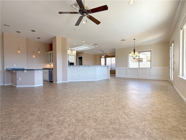 Building Photo - 2875 Scotts Valley Dr
