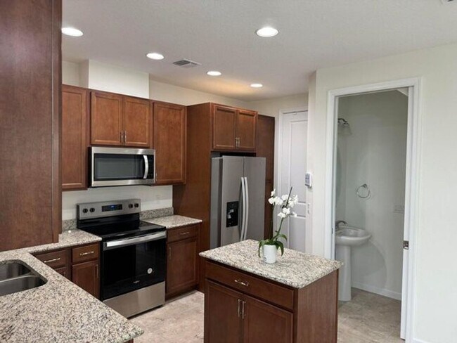 Building Photo - 16452 Millenium Ct