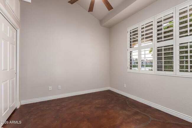 Building Photo - 10113 N 103rd St