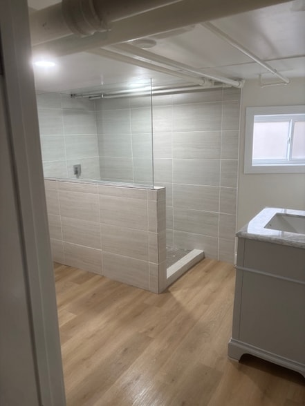 Building Photo - 5853 W Dakin St