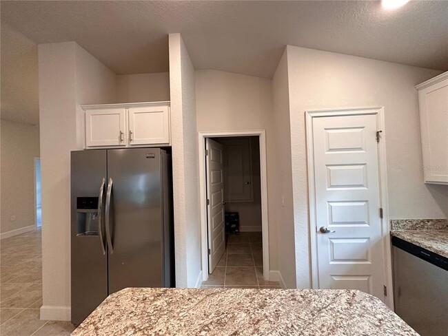 Building Photo - 1130 Berry Ln