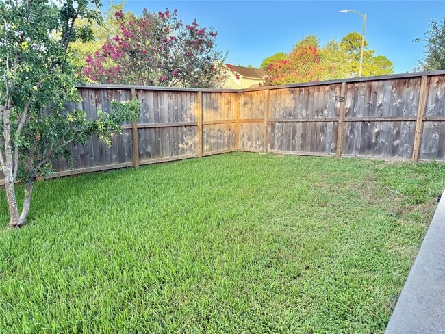 Building Photo - 2923 Cottonfield Way