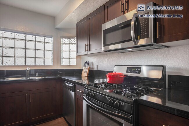 Building Photo - 630 Hauser Blvd