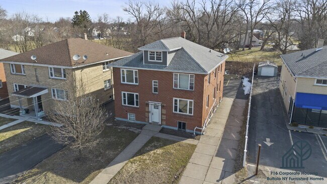 Building Photo - Furnished 2-Bedroom Apartment Minutes from Highmark Stadium
