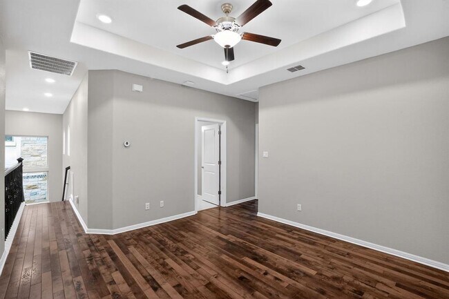 Building Photo - 104 Cartwheel Bend