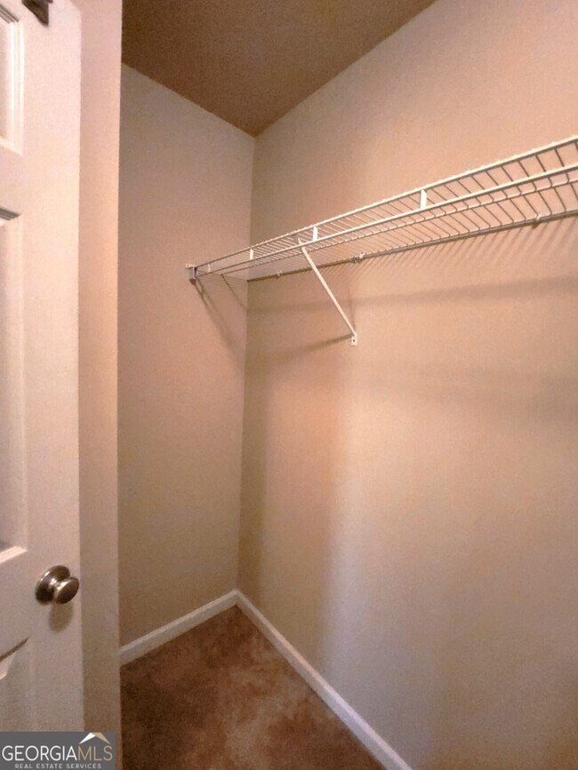 Building Photo - 3328 Castleberry Village Cir