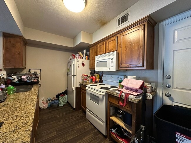 Building Photo - 2535 Pascal Ct