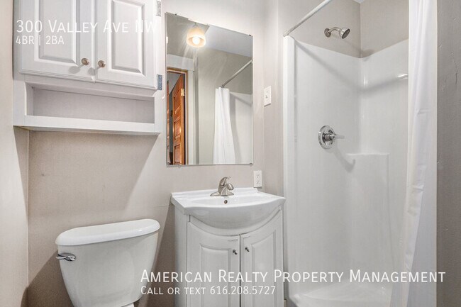 Building Photo - 300 Valley Ave NW