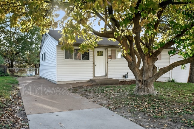 Building Photo - 148 Glen Garry Rd