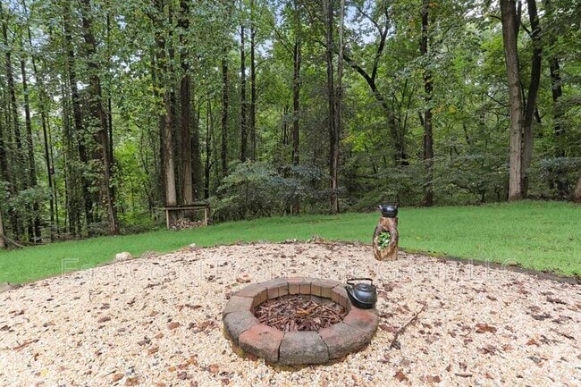 Building Photo - 3395 Canary Ct