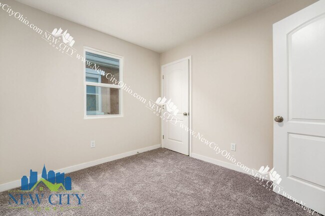 Building Photo - 53-55 Hawkes Avenue, Columbus, OH 43222