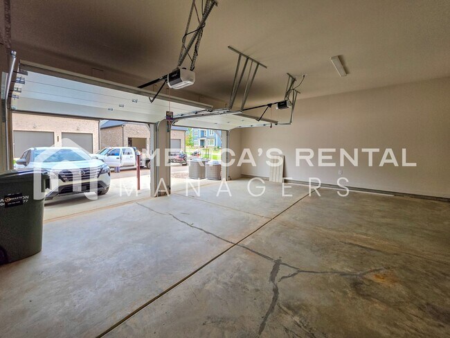 Building Photo - 4422 Foxcote Ln