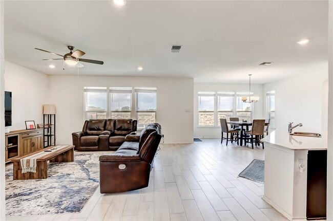 Building Photo - 3712 Forino Dr
