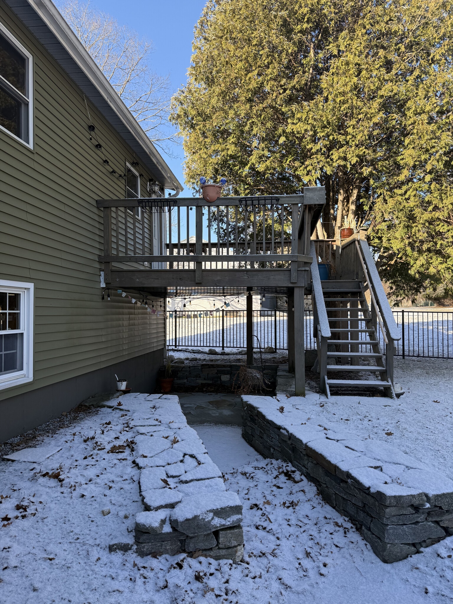 Building Photo - 15 Emeritus St