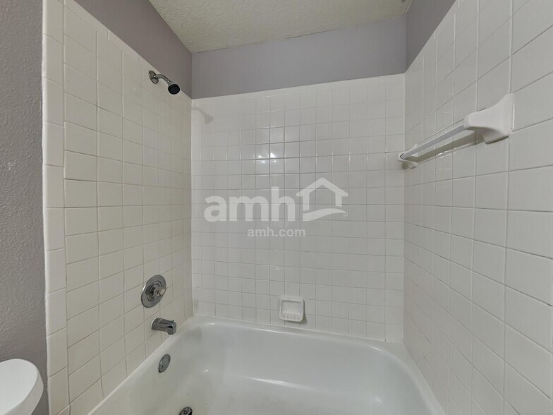 Building Photo - 139 N Cervidae Dr