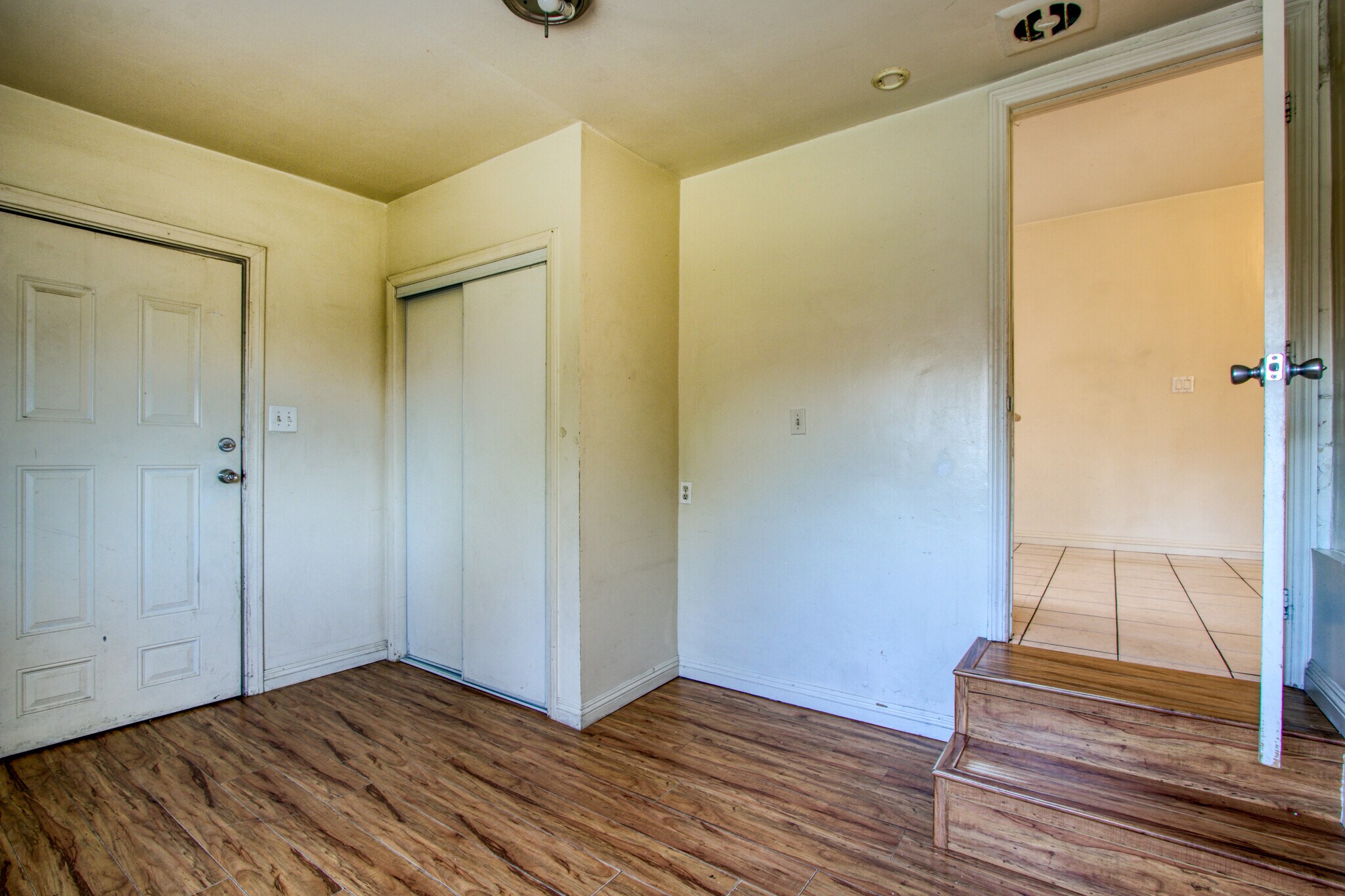 Building Photo - 5246 Phillips Blvd