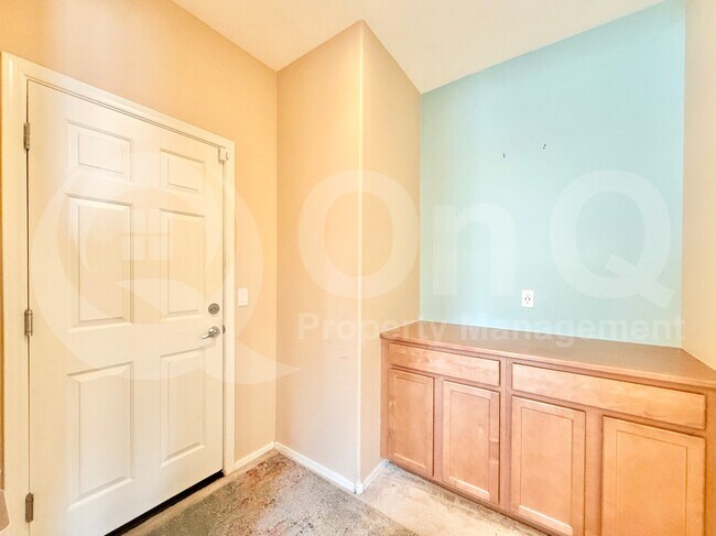 Building Photo - 218 N 109th Dr