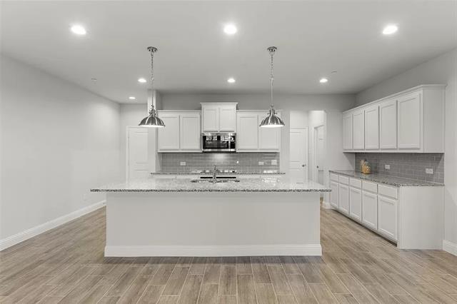 Building Photo - 521 Sandiford Ct