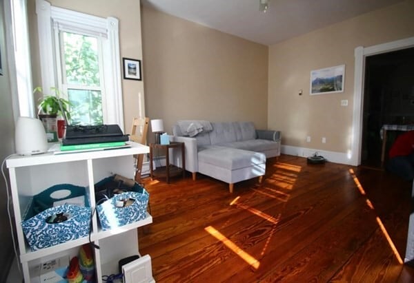 Building Photo - 58 Brookside Ave