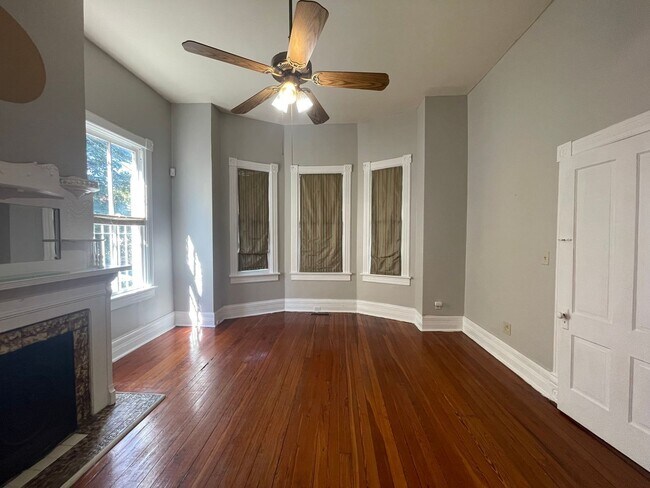 Building Photo - 984 Magnolia St