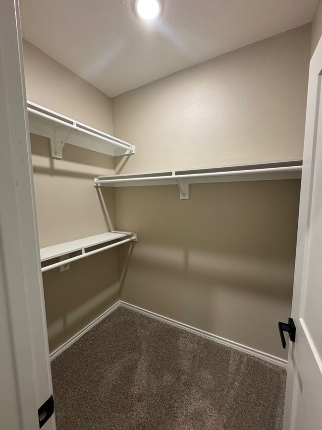 Building Photo - Brand New Apartments!!  2 Bedroom 2 Bath!