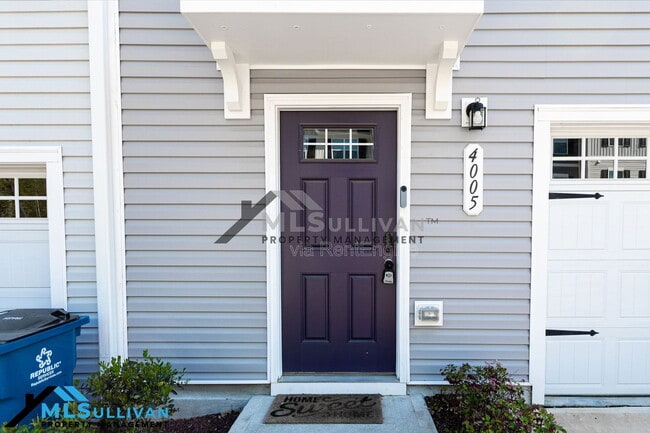Building Photo - 4005 Lush Grove Dr