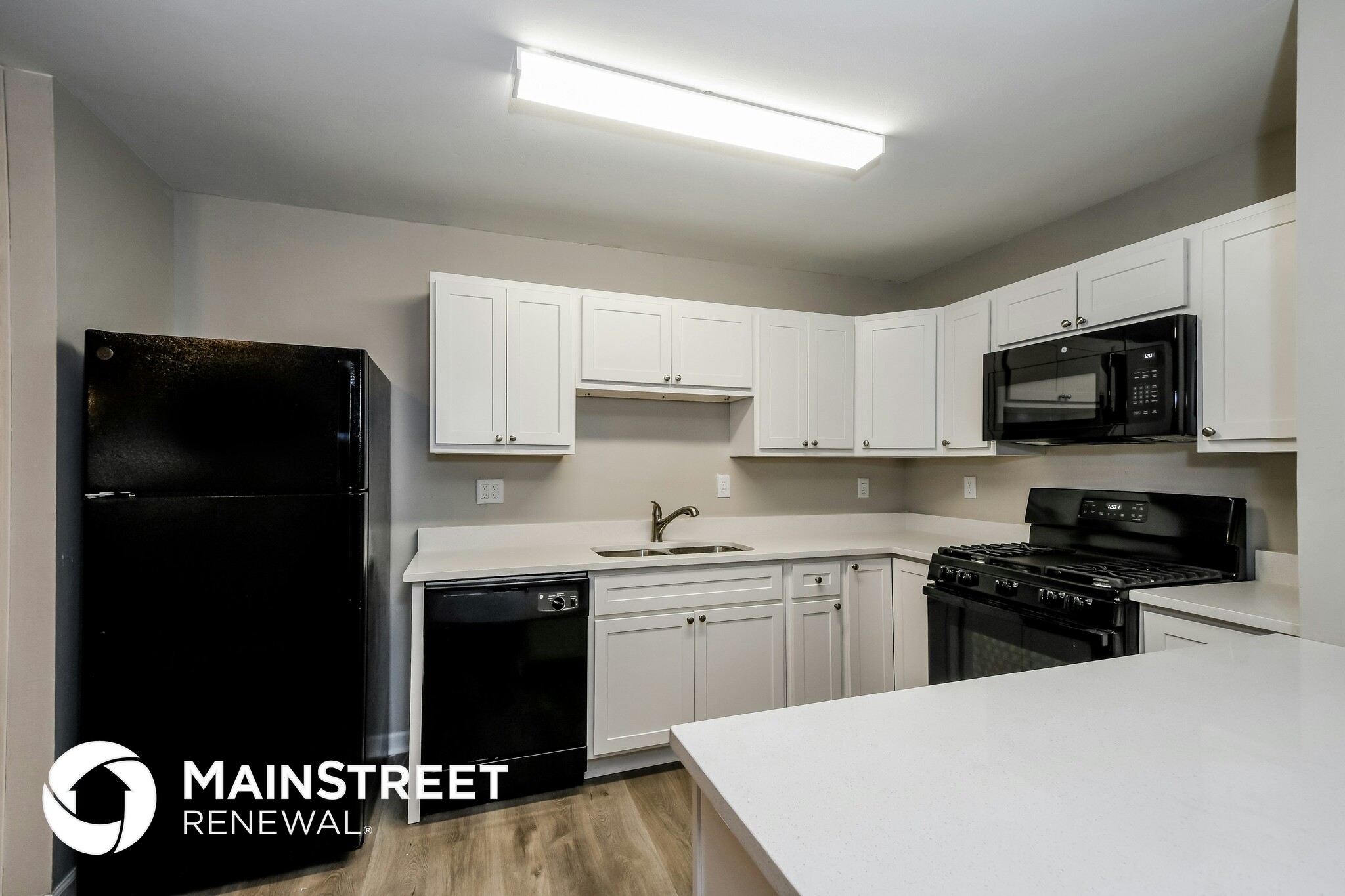 Building Photo - 1575 Loveland Dr