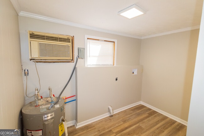 Building Photo - 107 Saxon Pl