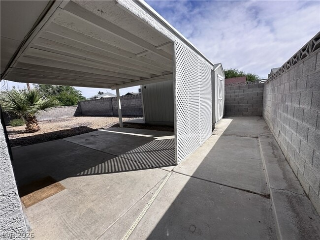 Building Photo - 7213 Roe Ct