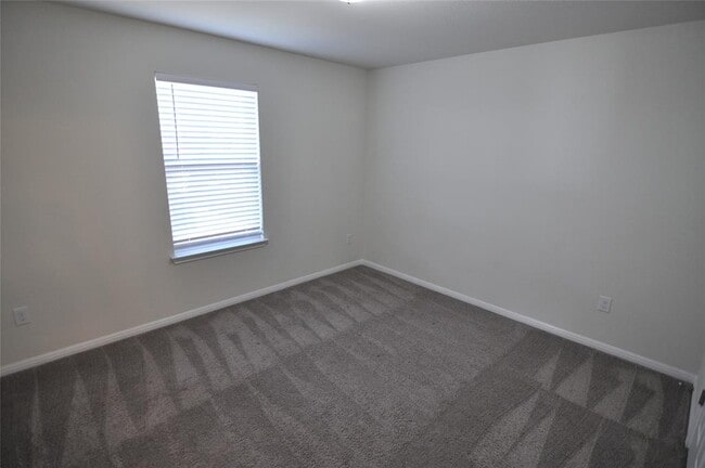 Building Photo - 10612 Harwood Overlook Cove