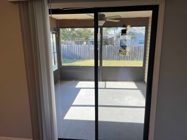 Building Photo - 33 Fernwood Lane