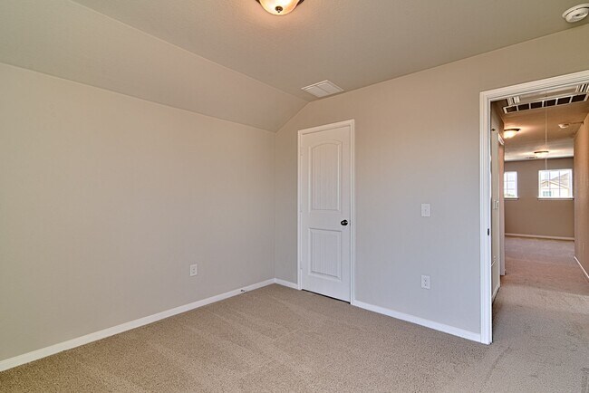 Building Photo - 6601 Loretta White Ln