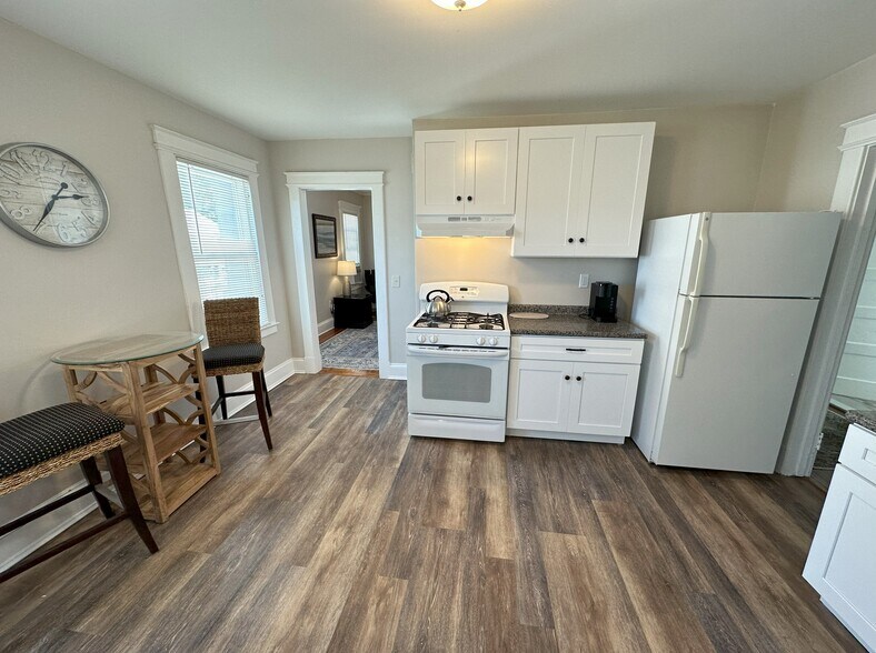 Building Photo - 664 Flatbush Ave