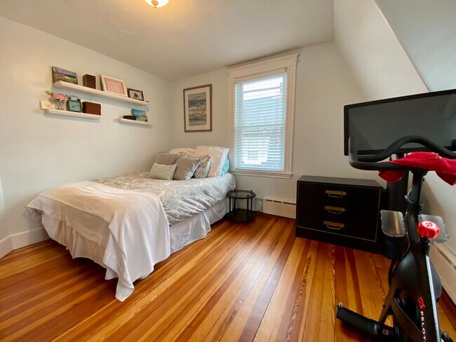 Building Photo - 482 Beale St