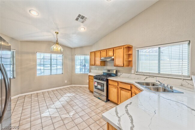 Building Photo - 6412 Blacklion Ct