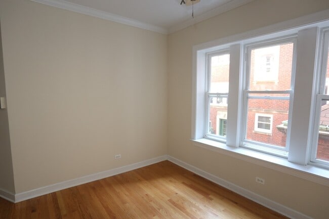 Building Photo - 3213 N Clifton Ave