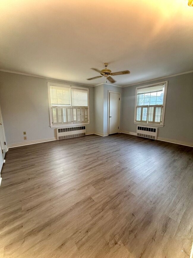 Building Photo - 255 Market St