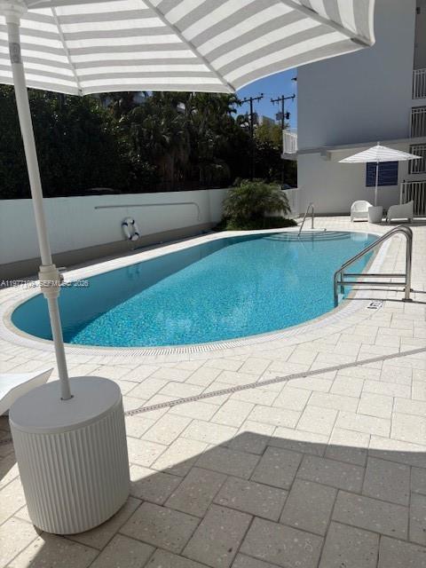 Building Photo - 290 Sunrise Dr