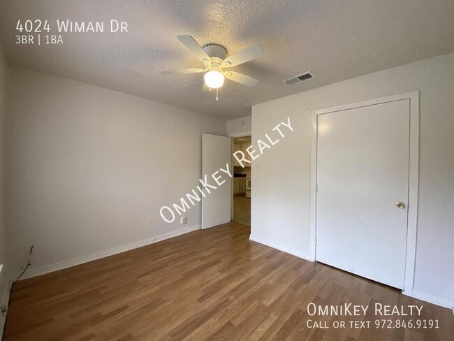 Building Photo - 4024 Wiman Dr