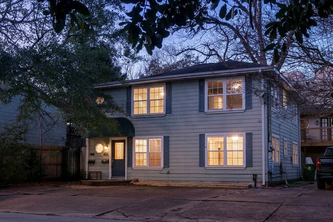 Primary Photo - 1540 Welch St