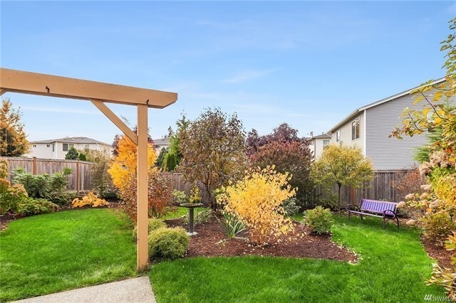 Building Photo - Stunning Renton Home