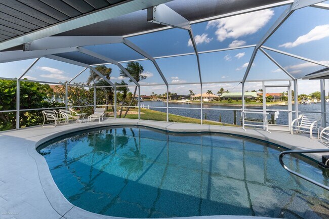 Building Photo - 2572 Brazilia Ct