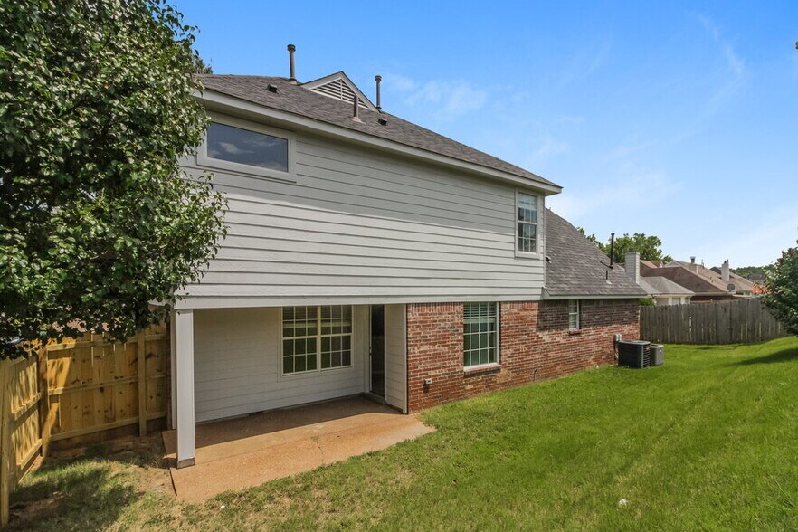 Building Photo - 1115 Scofield Dr