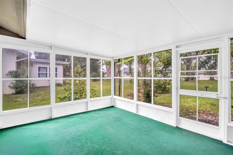 Building Photo - 2336 Malcolm Dr