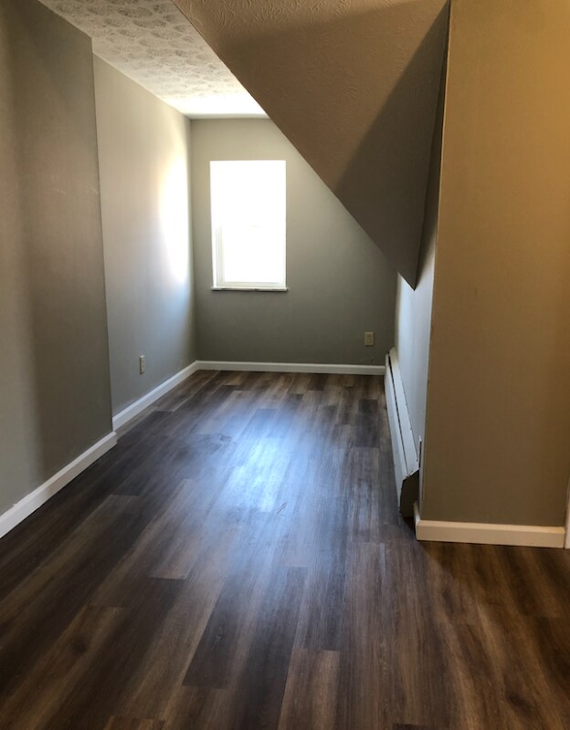 Building Photo - 2232 St James Ave